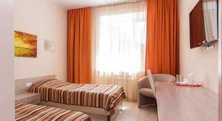 Гостиница  Алмаз Рубцовск Стандартный двухместный номер с 1 кроватью или 2 отдельными кроватями-1
